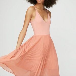 Wilfred Aritzia Daphnee pleated midi dress coral pink orange feminine size small